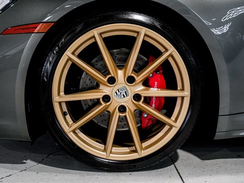 Used 2020 Porsche 911 Carrera 4S AWD/4WD image 50
