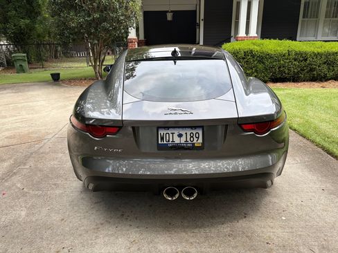 Used 2018 Jaguar F-TYPE Coupe AWD image 3