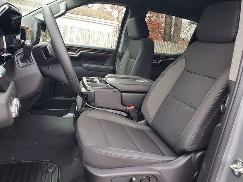 New 2026 GMC Sierra 1500 Elevation image 6