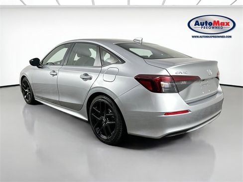 Used 2025 Honda Civic Sport image 5