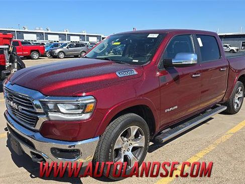 Used 2019 RAM 1500 Laramie AWD/4WD image 1