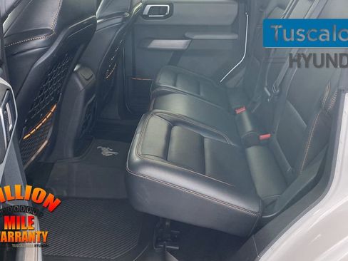 Used 2023 Ford Bronco Badlands image 25