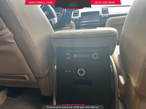 Used 2013 Cadillac Escalade Premium image 12