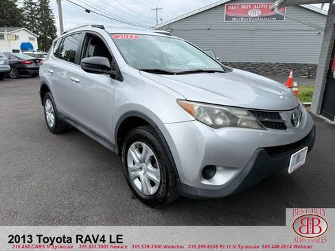 Used 2013 Toyota RAV4 LE FWD image 1