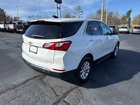 Used 2020 Chevrolet Equinox LT image 3