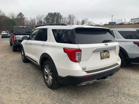 Used 2020 Ford Explorer XLT w/ Equipment Group 202A image 19