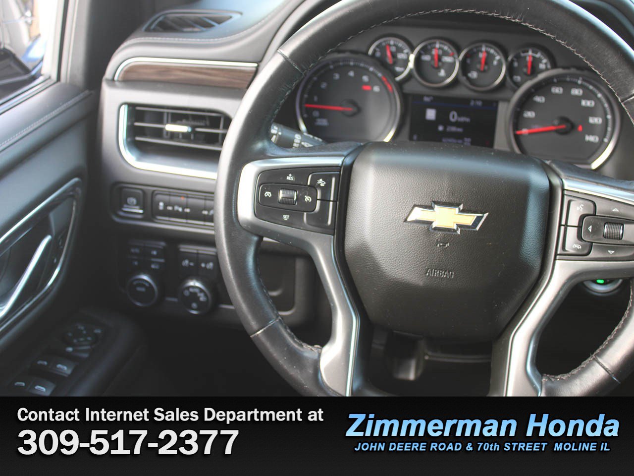 Used 2021 Chevrolet Suburban LT w/ Rear Media and Nav Package AWD/4WD image 16