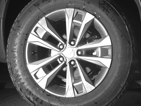 Used 2025 Chevrolet Equinox LT FWD image 15