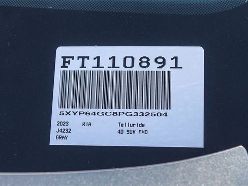 Used 2023 Kia Telluride S image 34