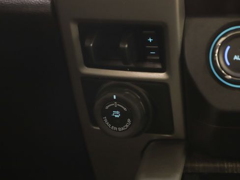 Used 2020 Ford F350 Lariat w/ Lariat Ultimate Package image 21