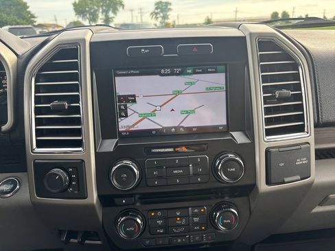 Used 2015 Ford F150 Lariat AWD/4WD image 24