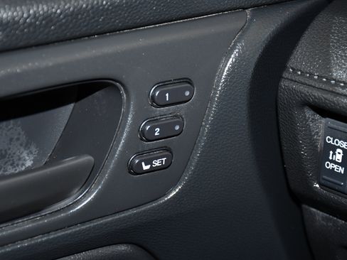 Used 2022 Honda Odyssey EX-L image 36
