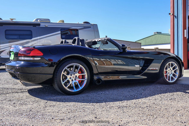 Used 2004 Dodge Viper SRT-10 RWD image 7