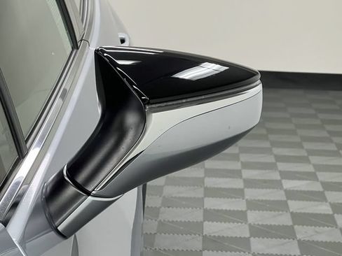 Certified 2025 Lexus UX 300h FWD image 22