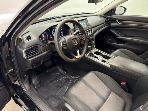 Certified 2018 Honda Accord EX image 15