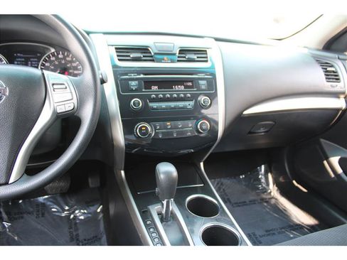Used 2014 Nissan Altima 2.5 S w/ Sport Value Package FWD image 22