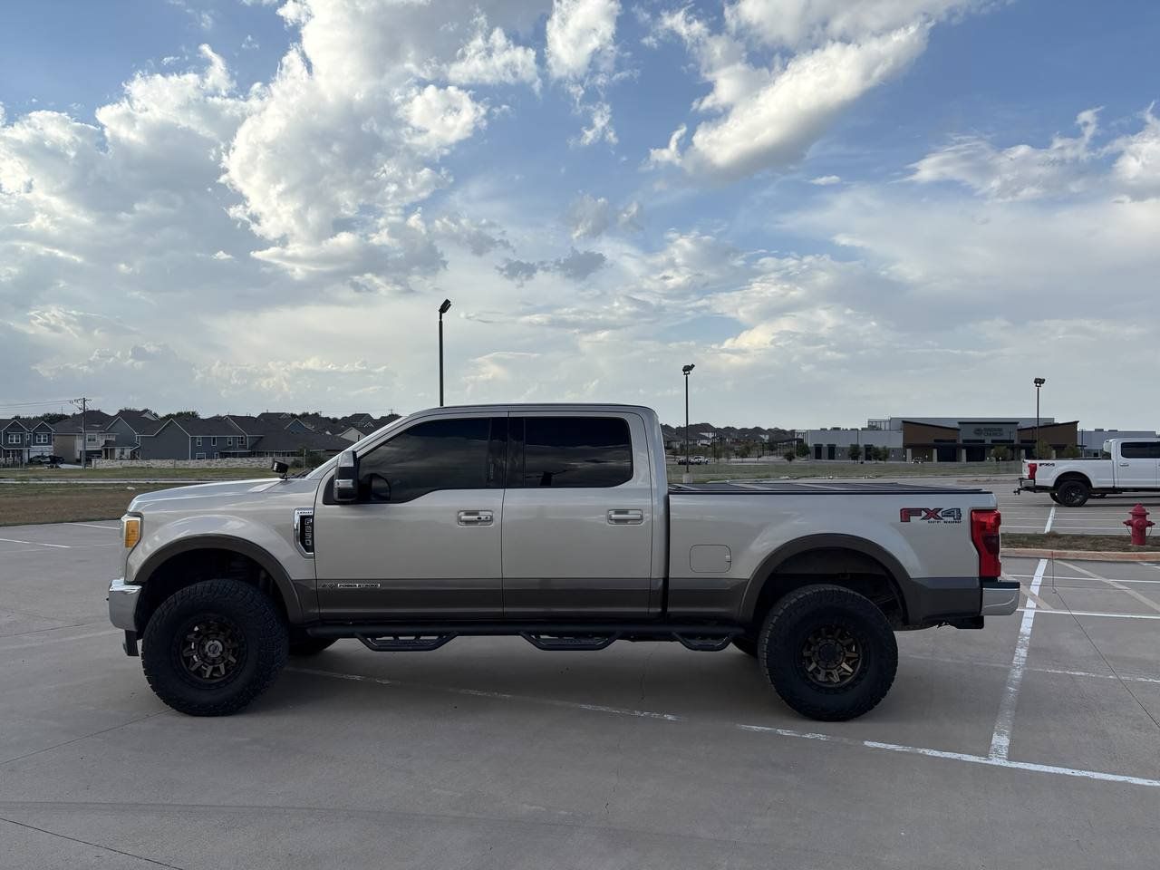 Used 2017 Ford F250 Lariat w/ Lariat Ultimate Package AWD/4WD image 2