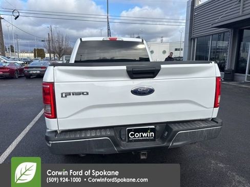 Used 2015 Ford F150 XLT w/ Max Trailer Tow Package image 8