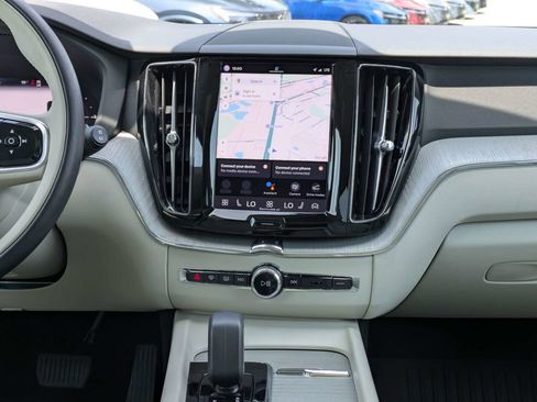 Certified 2024 Volvo XC60 T8 Plus w/ Protection Package Premier AWD/4WD image 21