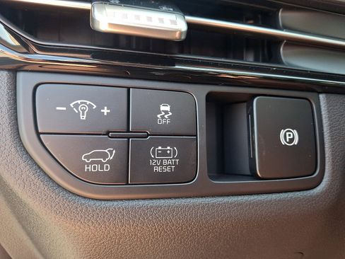 New 2026 Kia Sportage EX image 17