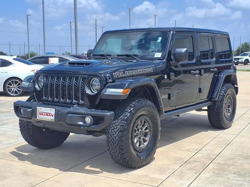 Used 2021 Jeep Wrangler Unlimited Rubicon w/ Trailer Tow Package AWD/4WD image 4