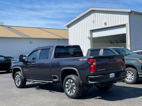 Used 2024 Chevrolet Silverado 2500 Custom w/ Custom Convenience Package AWD/4WD image 11
