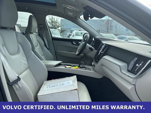 Certified 2023 Volvo XC60 B5 Plus w/ Climate Package image 9