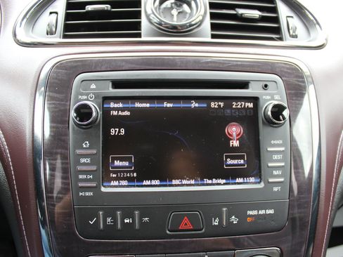 Used 2015 Buick Enclave Premium w/ Experience Buick Package AWD/4WD image 27