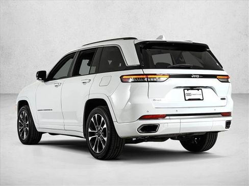 Used 2023 Jeep Grand Cherokee Overland image 8