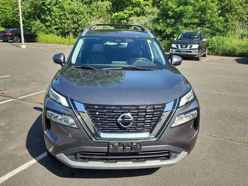 Used 2021 Nissan Rogue SV w/ Premium Package AWD/4WD image 2
