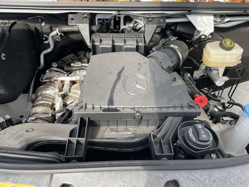 Used 2023 Mercedes-Benz Sprinter 3500 w/ Acoustic Package image 37