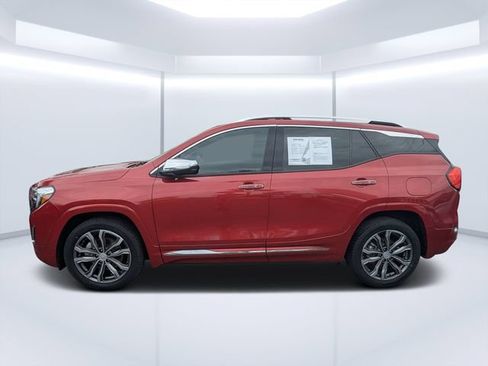 Used 2018 GMC Terrain Denali w/ Advanced Safety Package FWD image 7