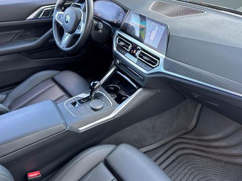 Used 2023 BMW M440i Coupe w/ Premium Package image 31