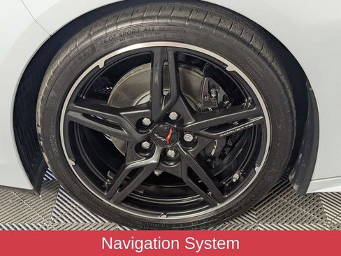 Used 2021 Chevrolet Corvette Stingray Premium Conv w/ Battery Protection Package RWD image 8
