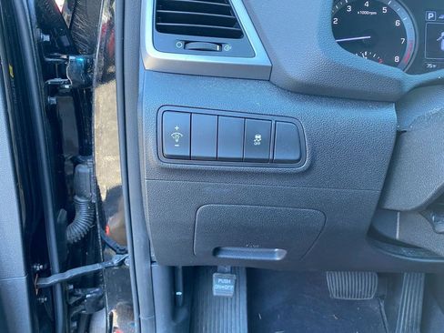 Used 2018 Hyundai Tucson SE AWD/4WD image 12