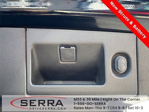 Used 2019 Cadillac Escalade Luxury image 19