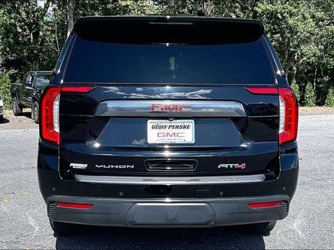 Used 2021 GMC Yukon AT4 w/ AT4 Premium Package AWD/4WD image 7