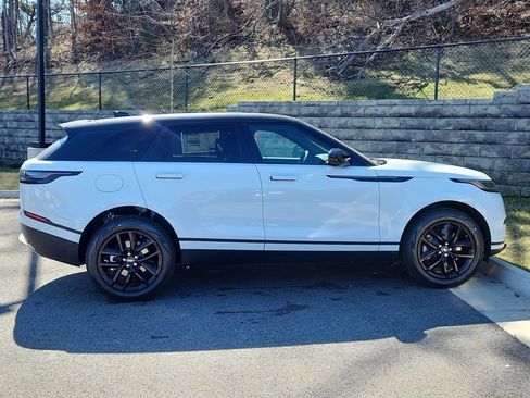 Used 2026 Land Rover Range Rover Velar S AWD/4WD image 11