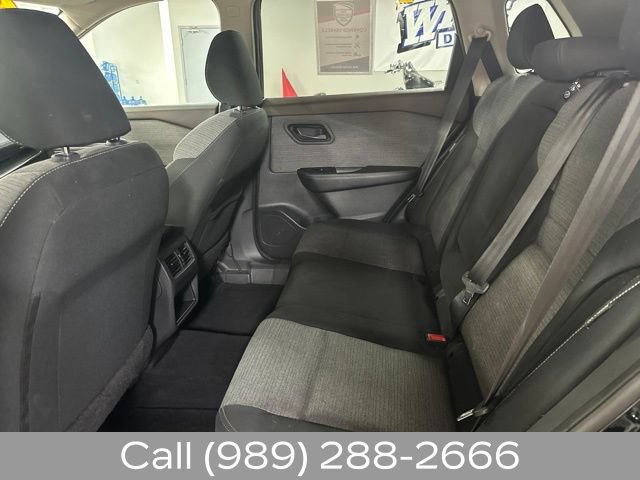 Used 2022 Nissan Rogue S AWD/4WD image 16