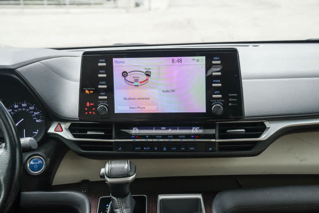 Used 2021 Toyota Sienna XLE FWD image 14