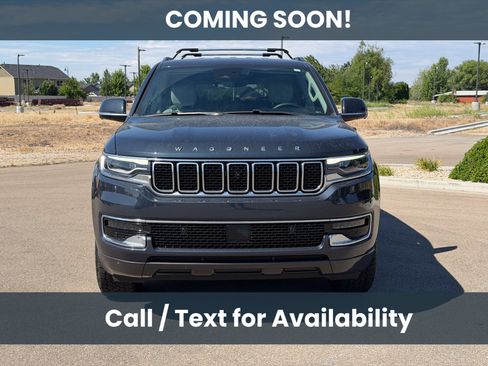Used 2022 Jeep Wagoneer Series I w/ Convenience Group I AWD/4WD image 2