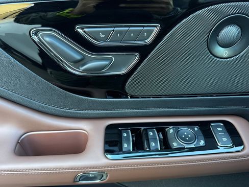 New 2026 Lincoln Aviator Reserve w/ Illumination Package image 10