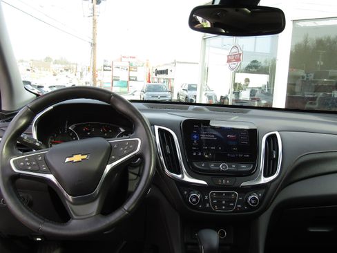 Used 2022 Chevrolet Equinox Premier image 27