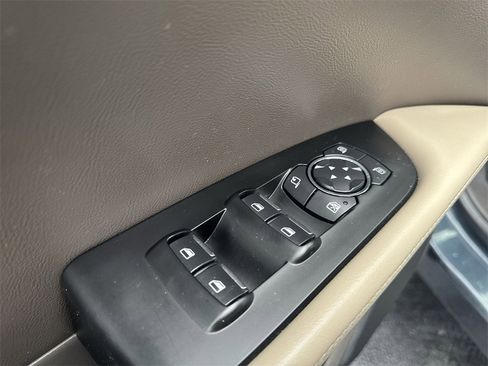 Used 2022 Lincoln Nautilus Reserve image 19