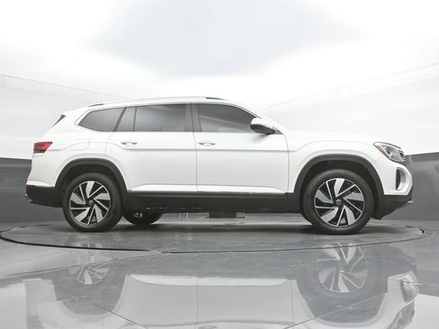Used 2024 Volkswagen Atlas SEL AWD/4WD image 51