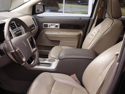 Used 2008 Lincoln MKX AWD image 23