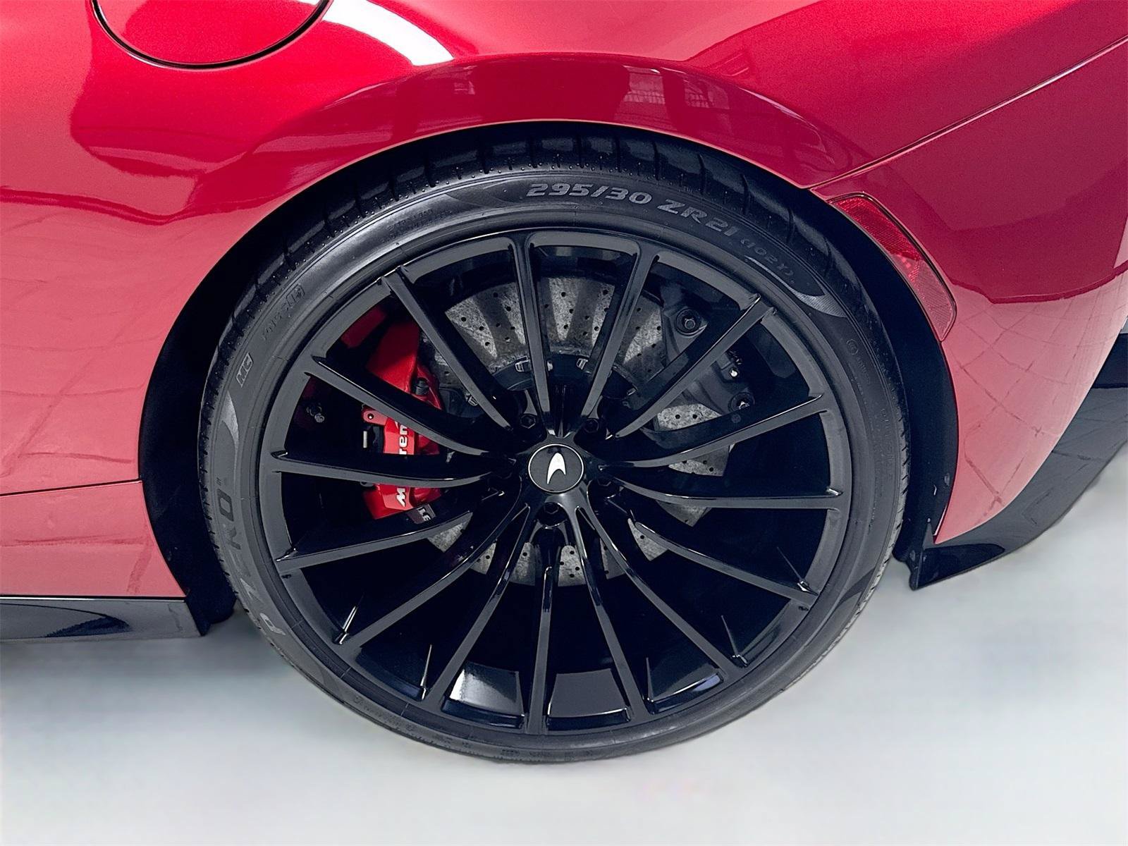Used 2023 McLaren GT RWD image 8