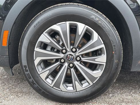 Used 2024 Buick Envision Preferred AWD/4WD image 29