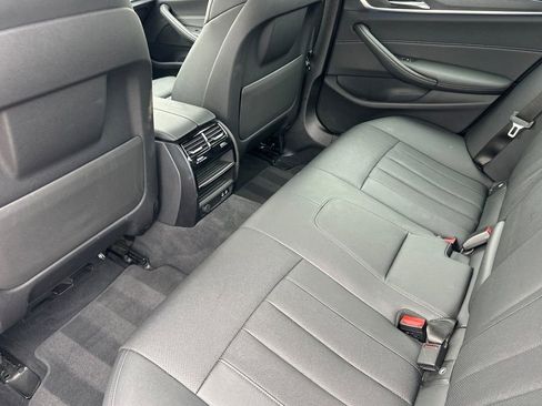 Used 2023 BMW 530e w/ M Sport Package image 12