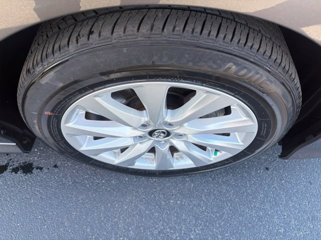 Used 2020 Toyota Camry LE FWD image 12